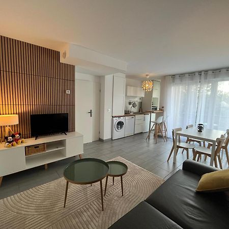 Disney Dream, A 8 Minutes De Disneyland Paris! เซร์ริส ภายนอก รูปภาพ